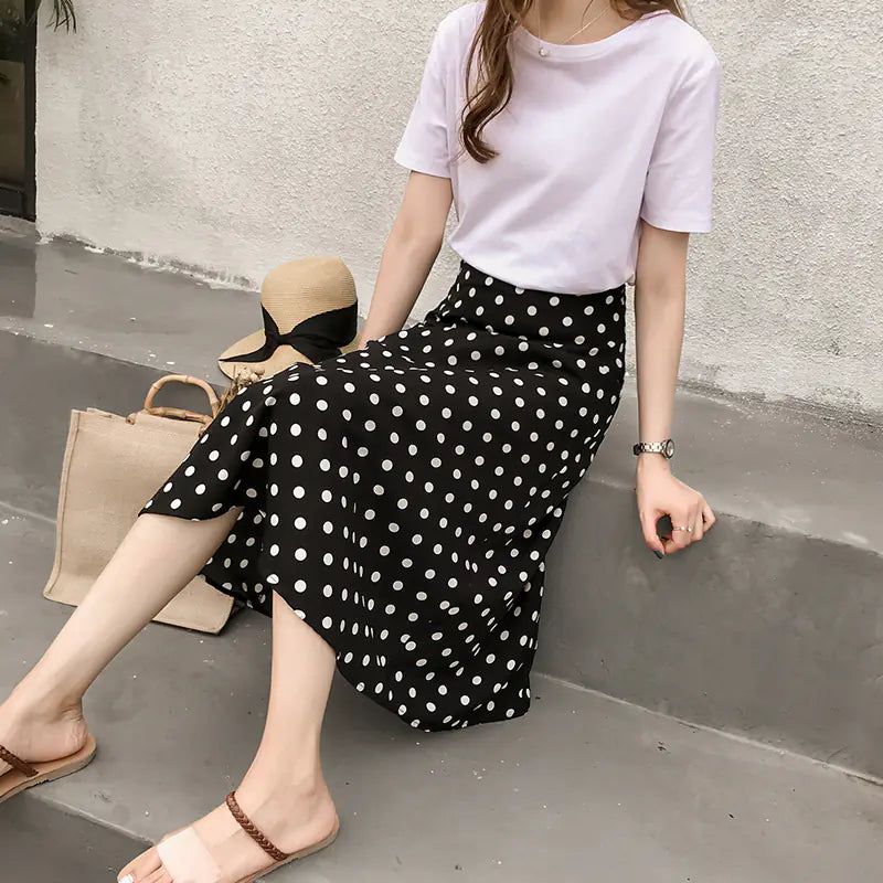 Retro Polka Dot Chiffon Skirt in New Style